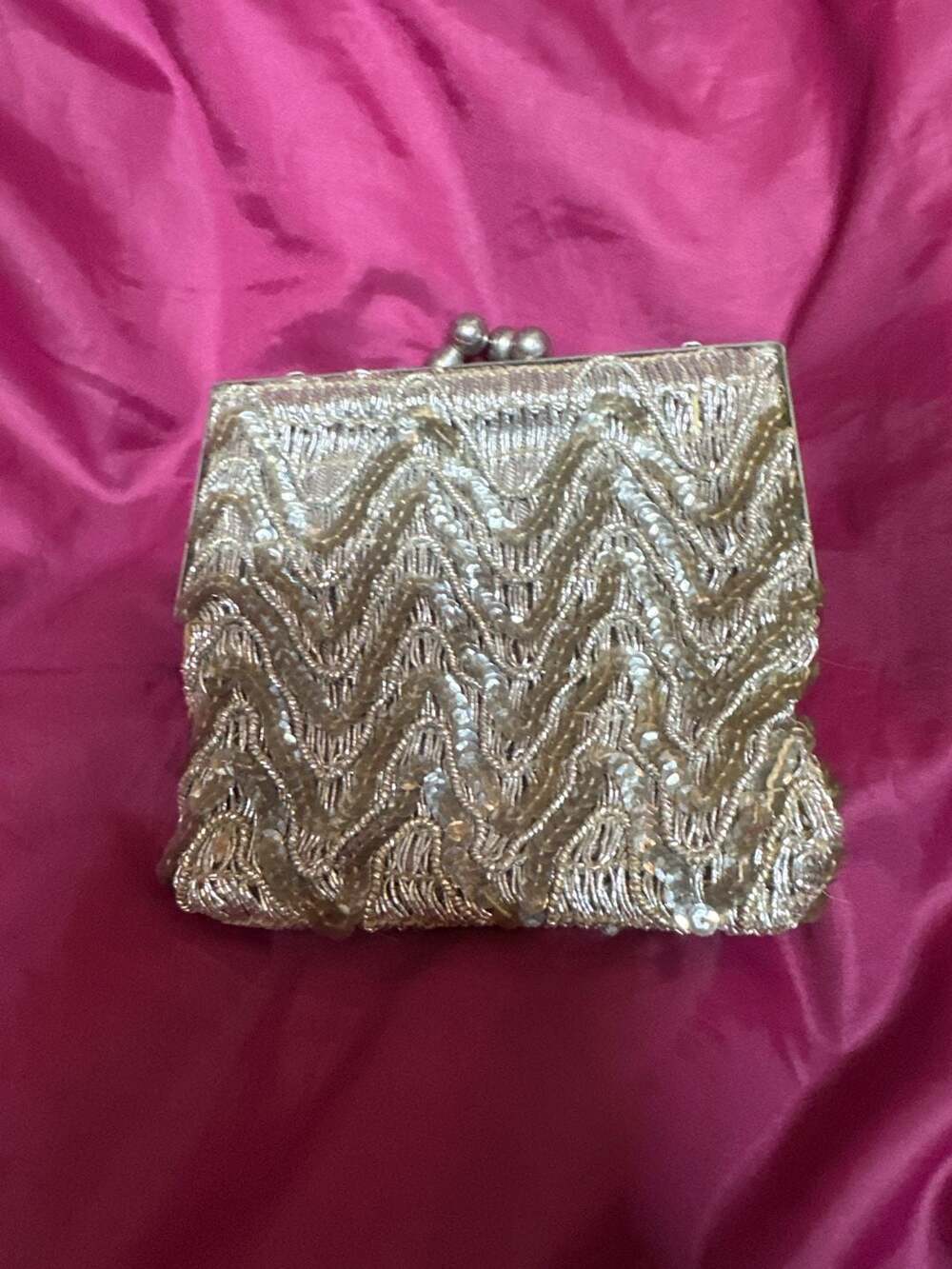 Vintage Beaded Kiss Lock Coin Purse Silver Evening Bag